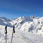 Florian شقة